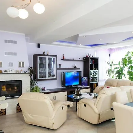 Mateo - Three Bedroom With Terrace And Private Pool *